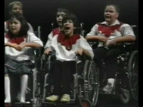 1994-Mozgasjavito-enekkar-MEOSZ-ART-94-Gala-Kongresszusi-Kozpont-02-14-1